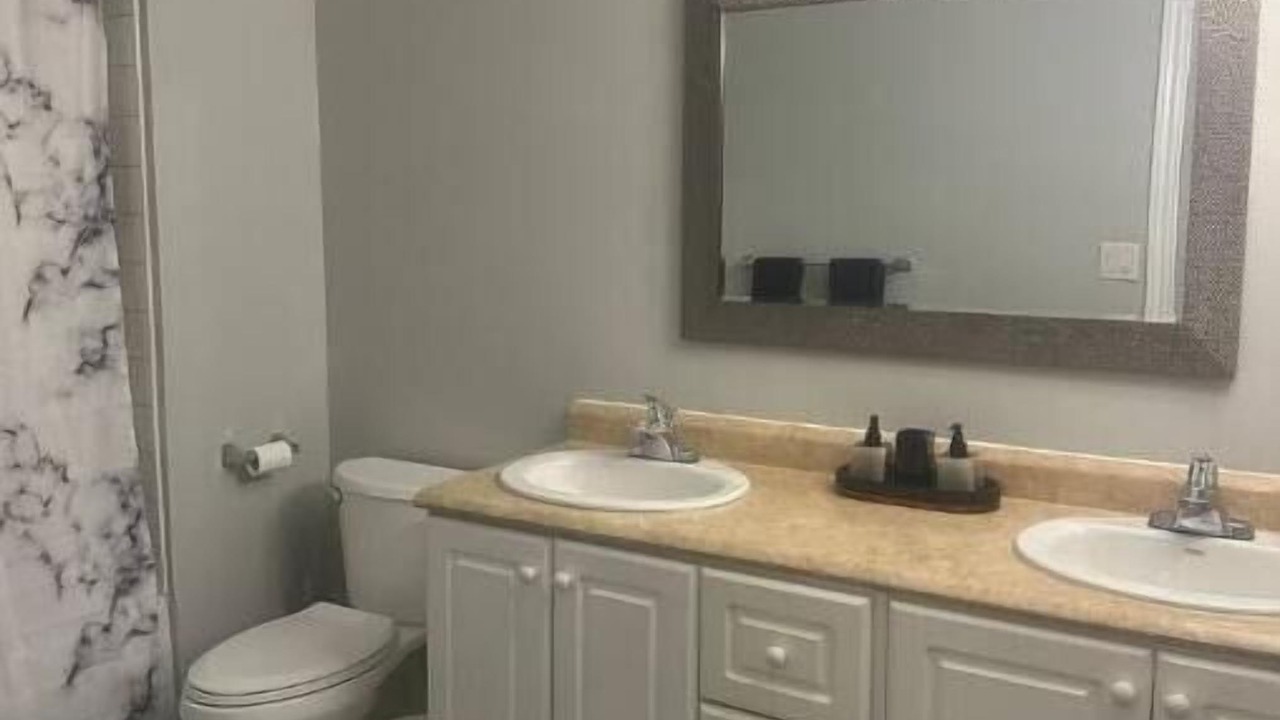 Photo of Bathroom in Downsview