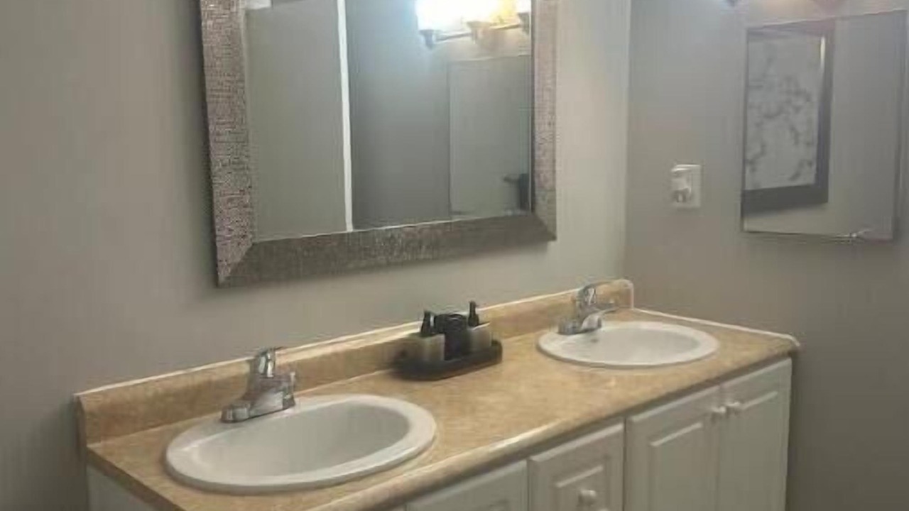 Photo of Bathroom in Downsview