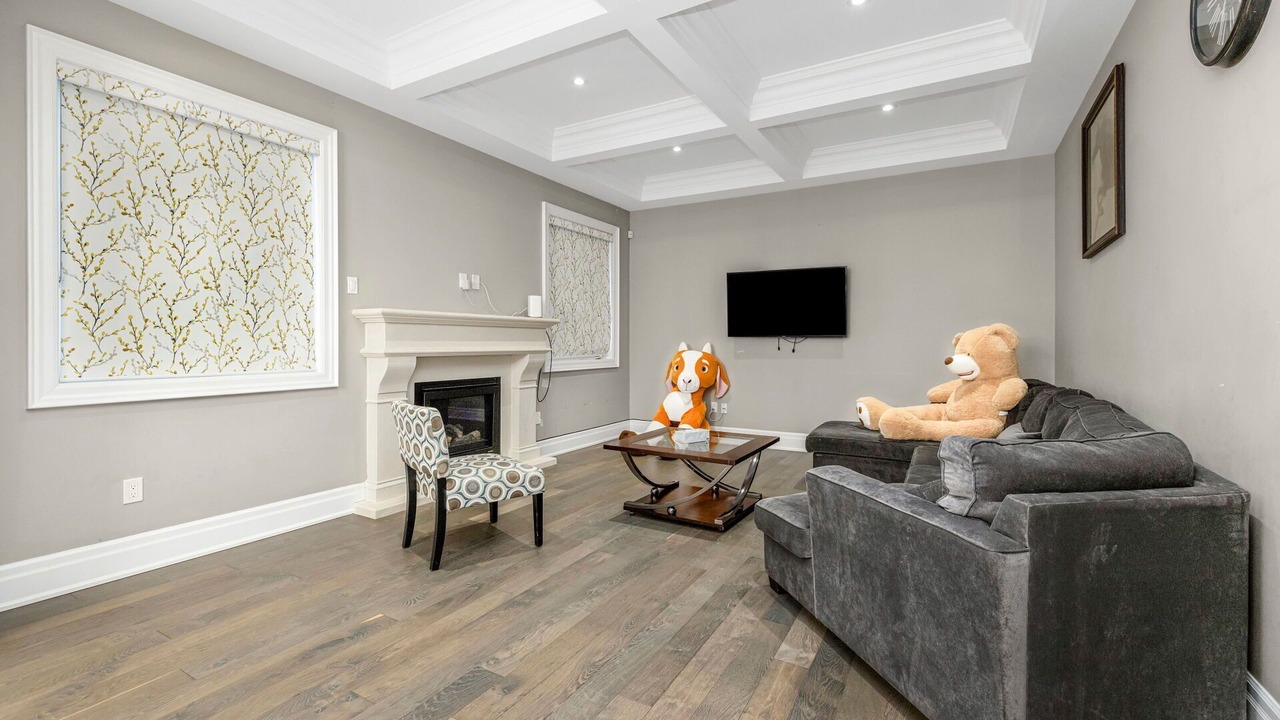 Photo of Livingroom in Caledon