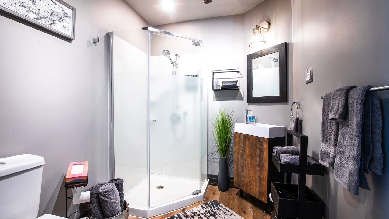 Photo of Bathroom in Cayuga