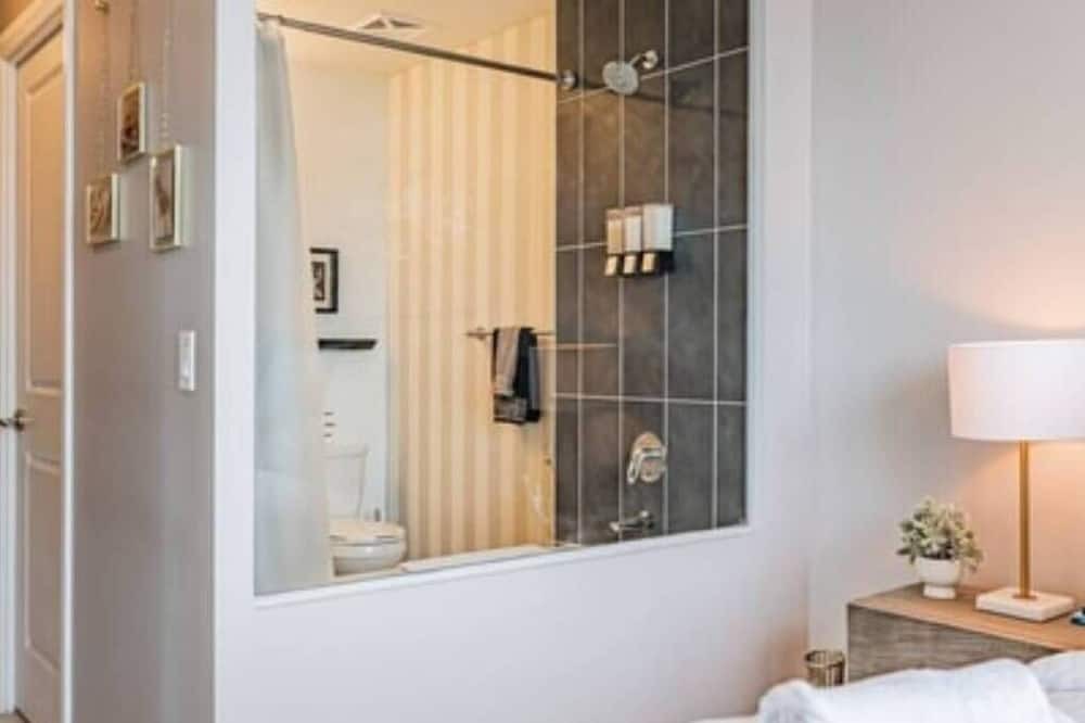 Photo of Bedroom in Hurontario