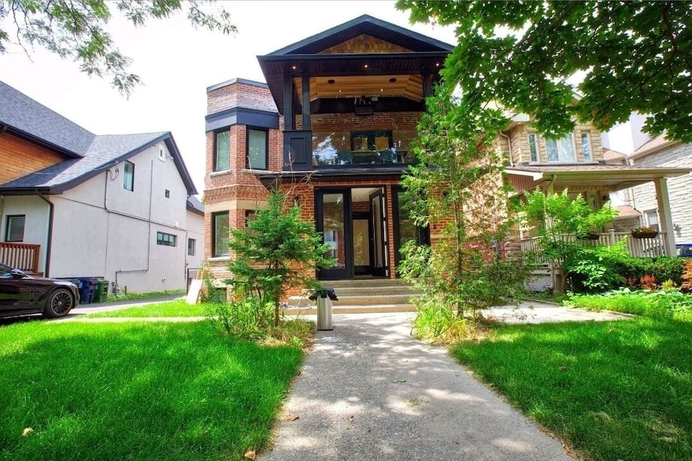 Photo of Outdoor in Upper Beaches