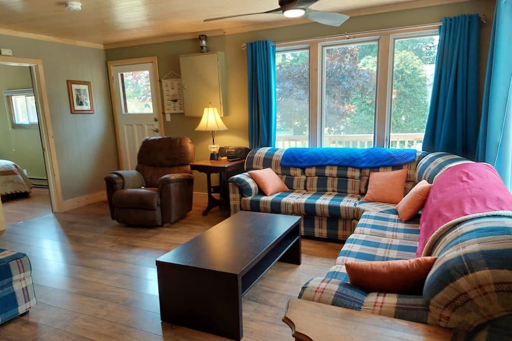 Photo of Livingroom in Port Albert
