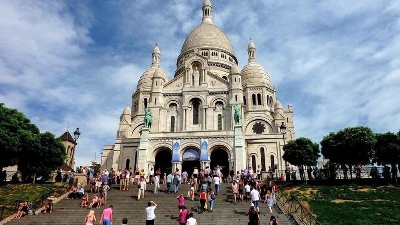 Photo of Others in Quartier de la Chapelle
