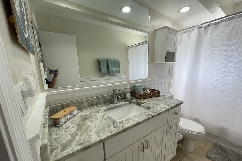 Photo of Bathroom in Brooksville