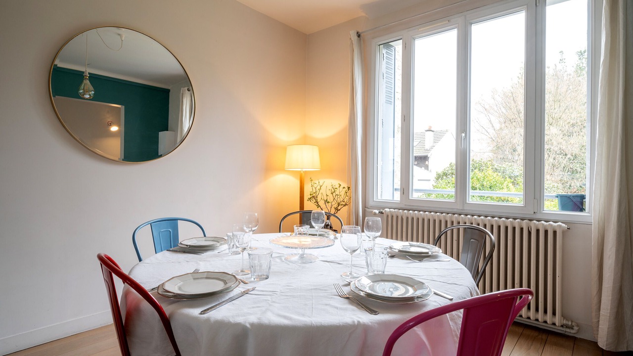 Photo of Others in Suresnes