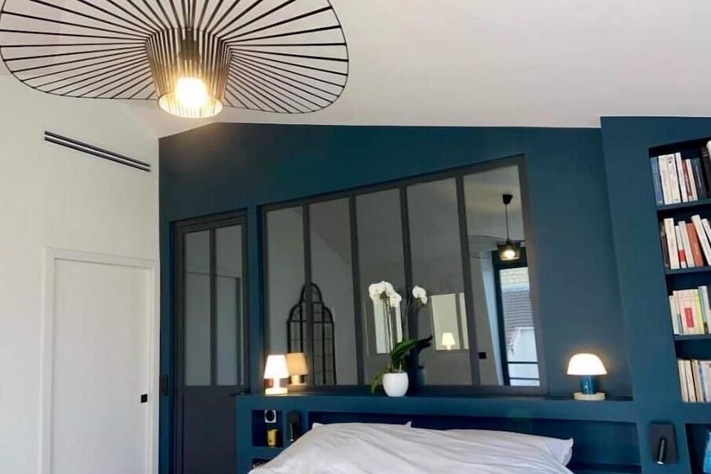 Photo of Bedroom in La Garenne-Colombes