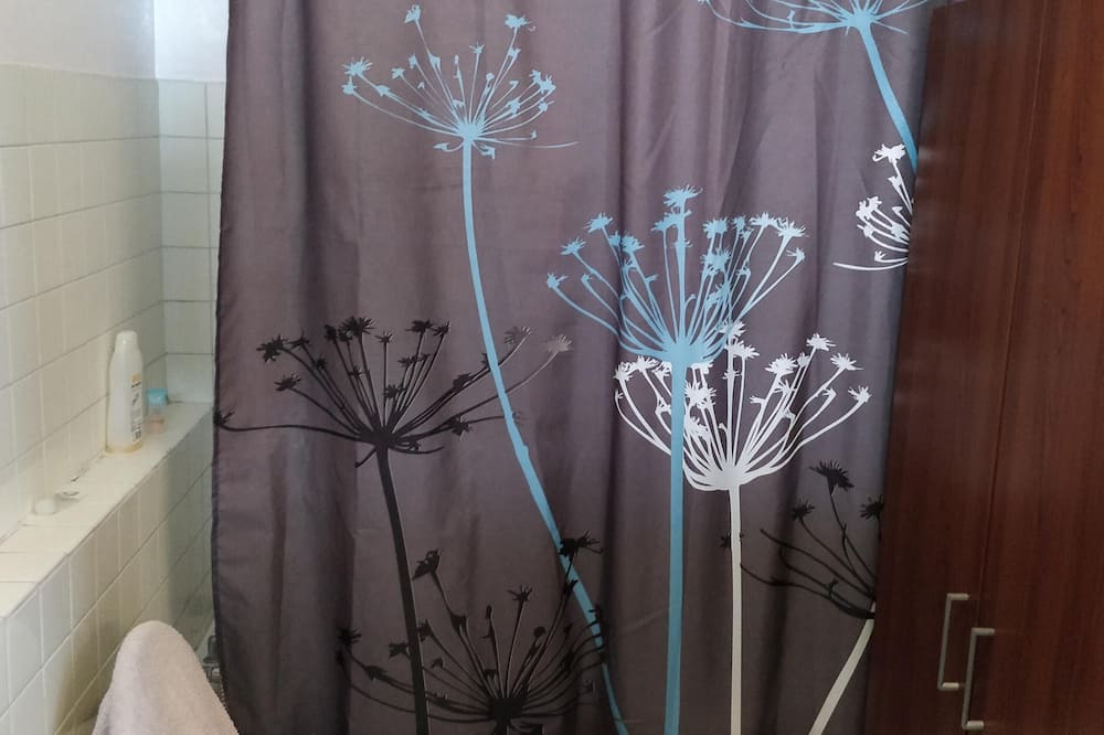 Photo of Bathroom in 19th Arrondissement