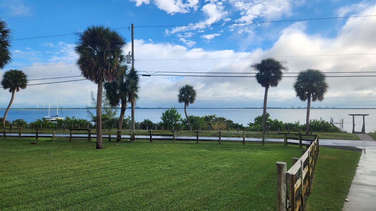 Photo of Outdoor in Indian River Estates