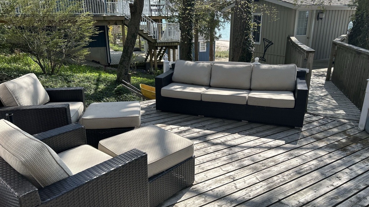 Photo of Patio Balcony in Ashfield-Colborne-Wawanosh