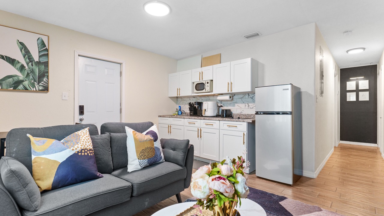 Photo of Livingroom in East Tampa