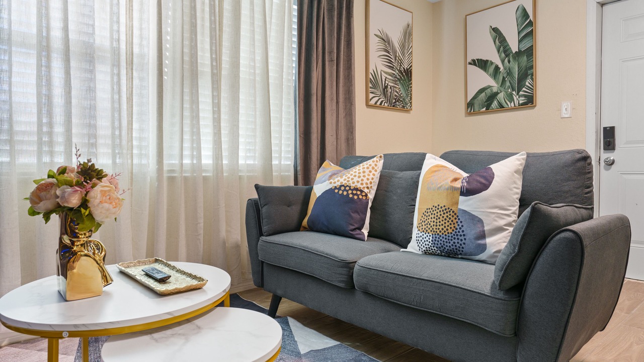 Photo of Livingroom in East Tampa