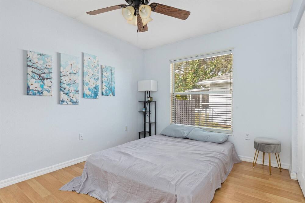 Photo of Bedroom in Bee Ridge