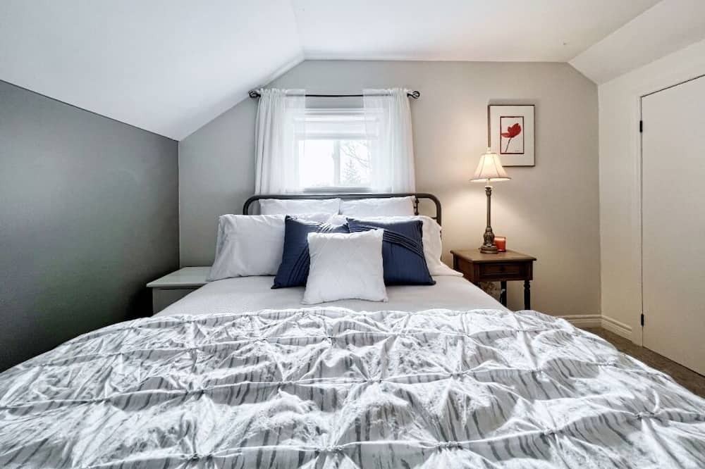 Photo of Bedroom in Whitchurch-Stouffville