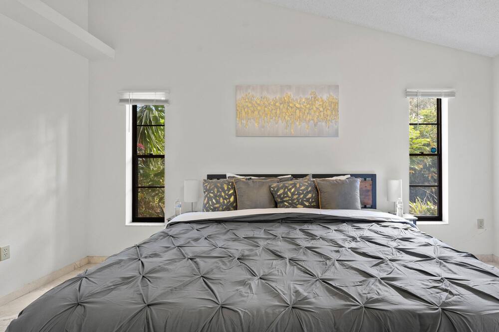 Photo of Bedroom in Fruitville