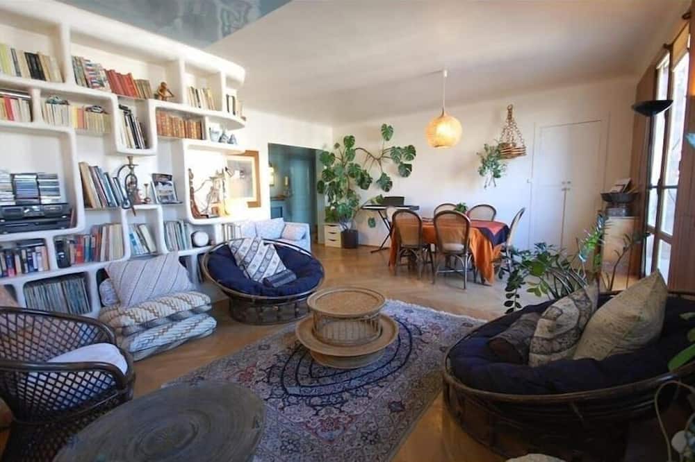 Photo of Livingroom in Asiatique