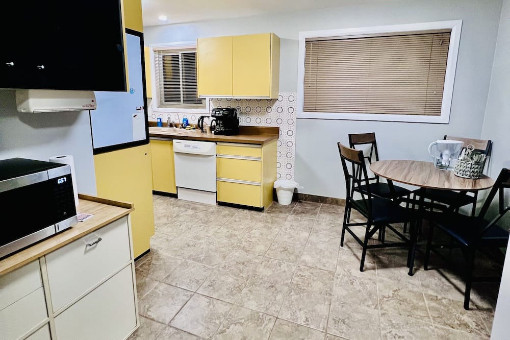 Photo of Kitchen in Township of Woolwich