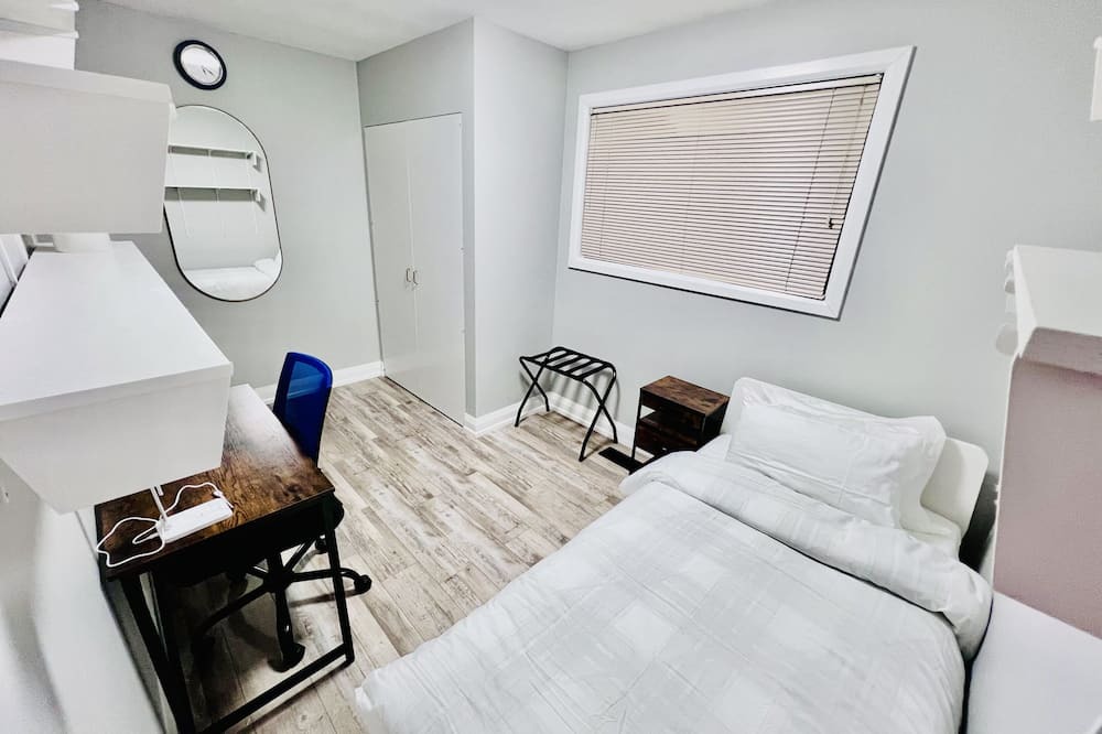 Photo of Bedroom in Township of Woolwich