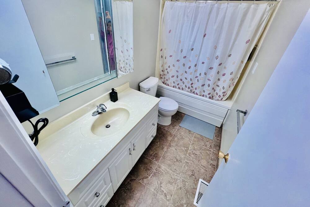 Photo of Bathroom in Township of Woolwich