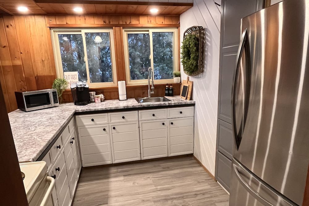 Photo of Kitchen in Omemee