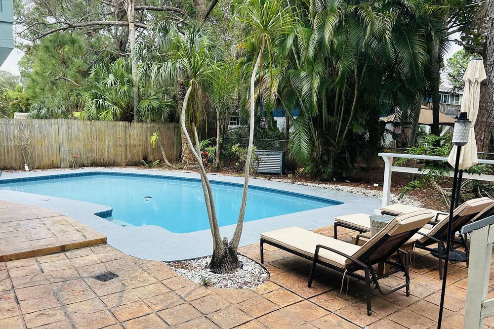 Photo of Outdoor in Crystal Beach