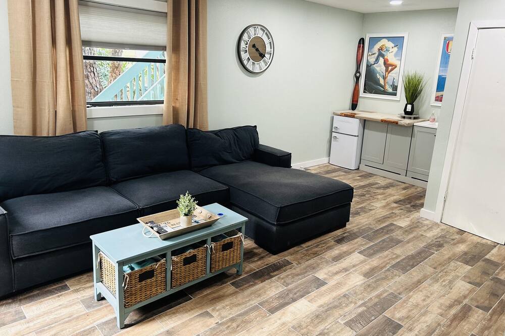 Photo of Livingroom in Crystal Beach