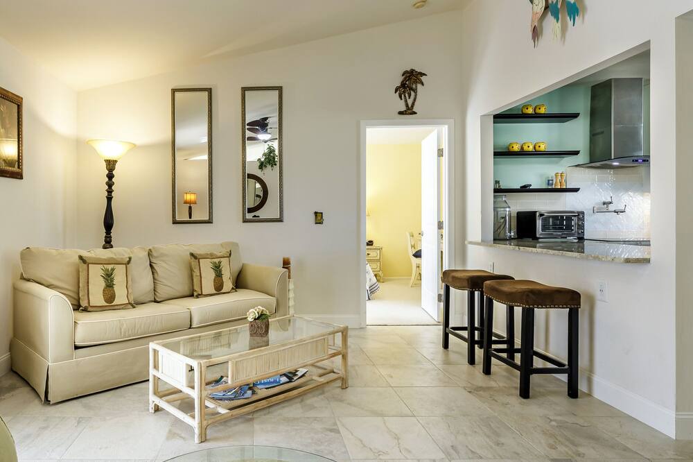 Photo of Livingroom in Fort Myers