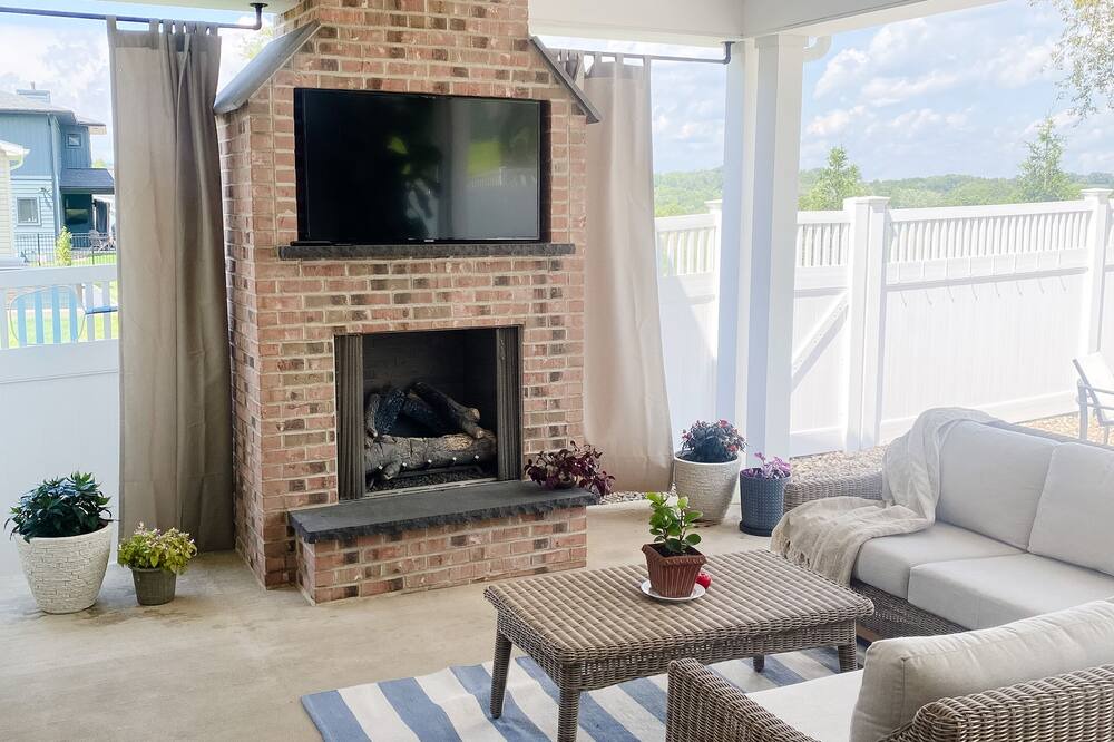 Photo of Livingroom in Houserville