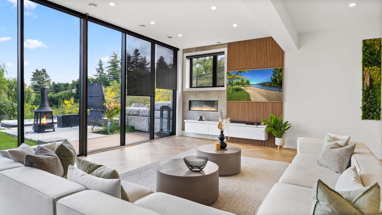 Photo of Livingroom in Burlington