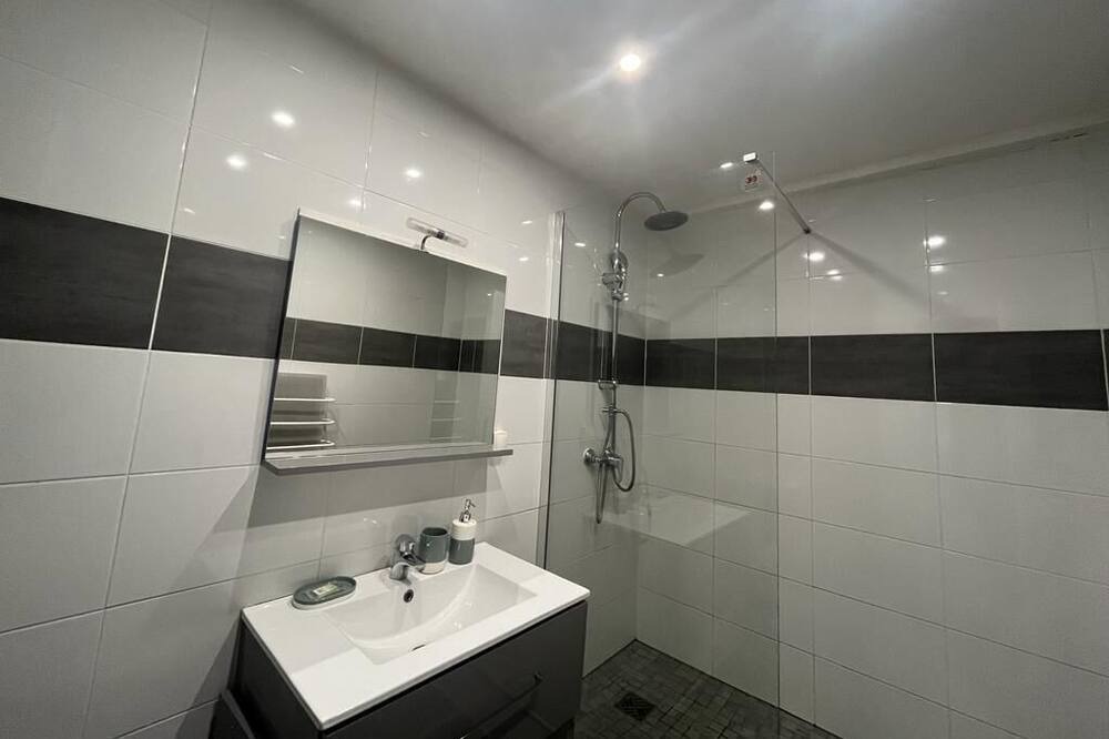 Photo of Bathroom in Bel-Air Nord