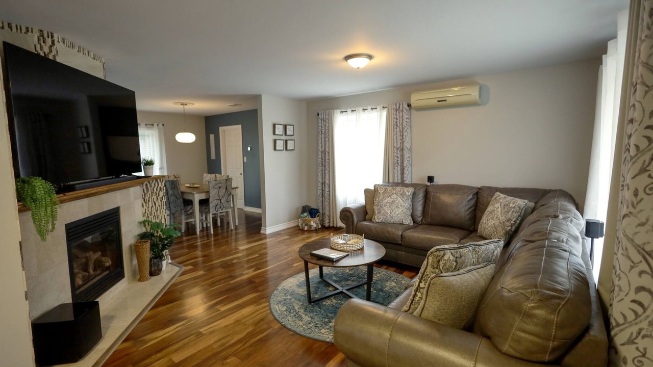 Photo of Livingroom in Sturgeon Falls