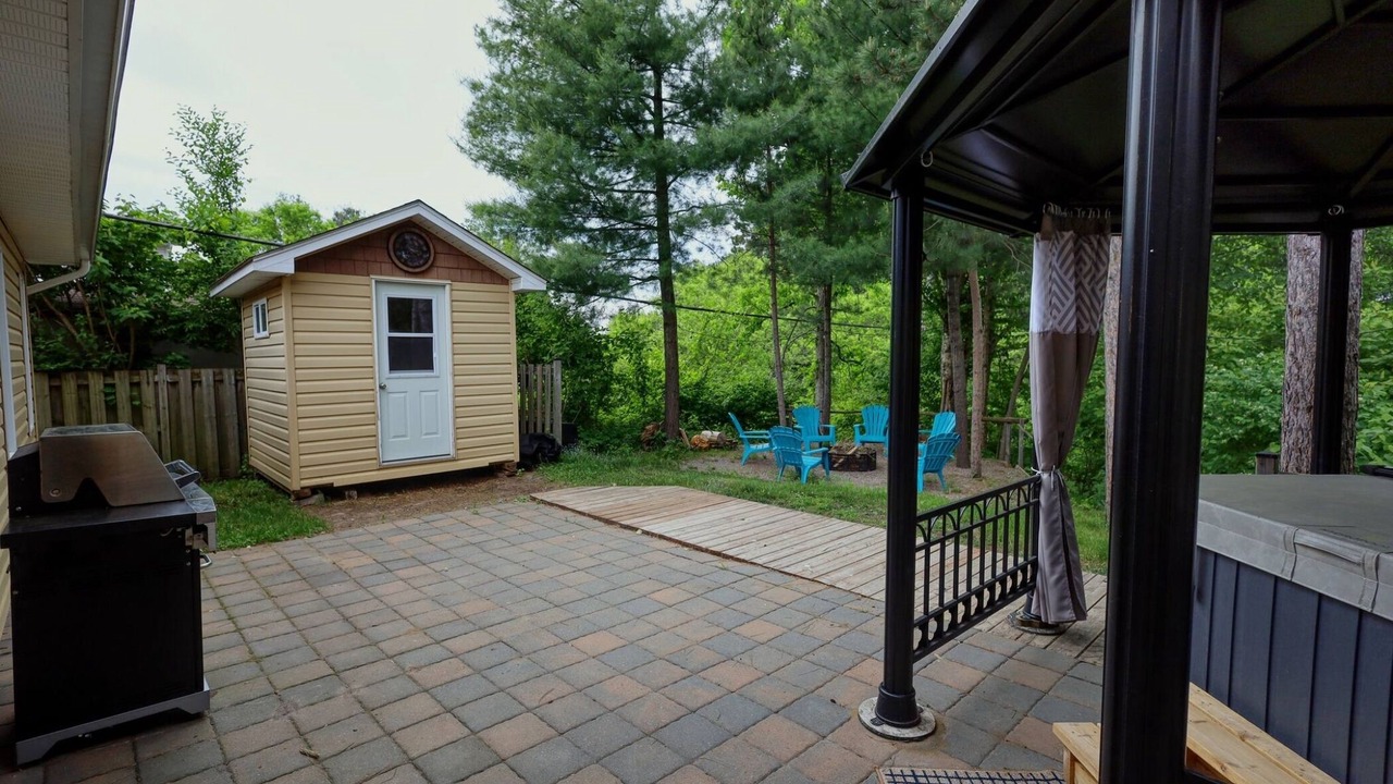 Photo of Patio Balcony in Sturgeon Falls