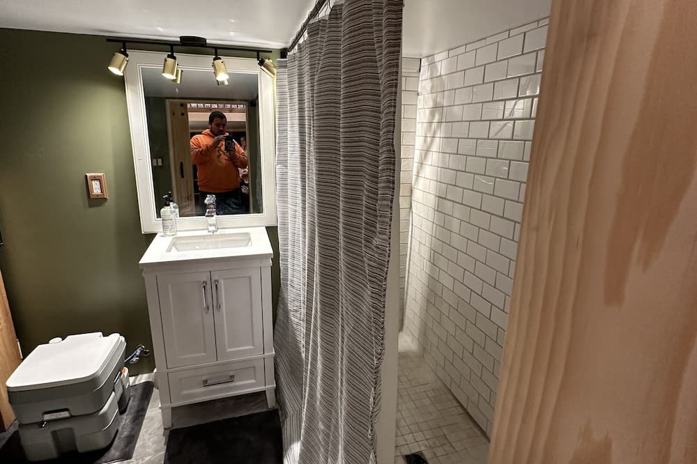Photo of Bathroom in Tiny