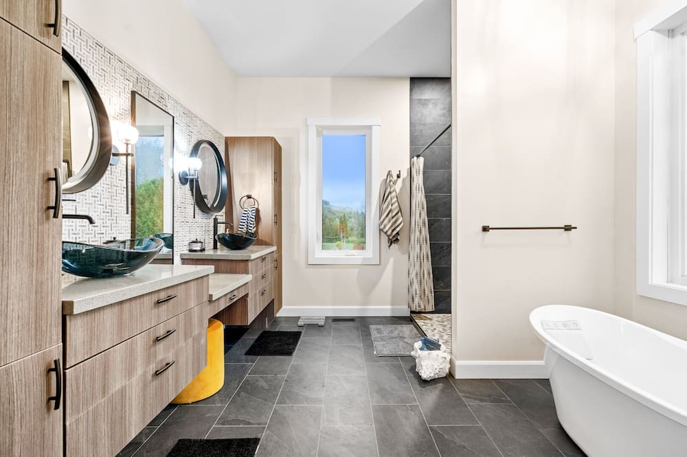 Photo of Bathroom in West Grey