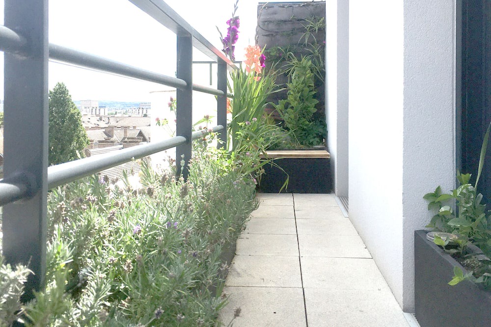 Photo of Outdoor in Petit-Colombes