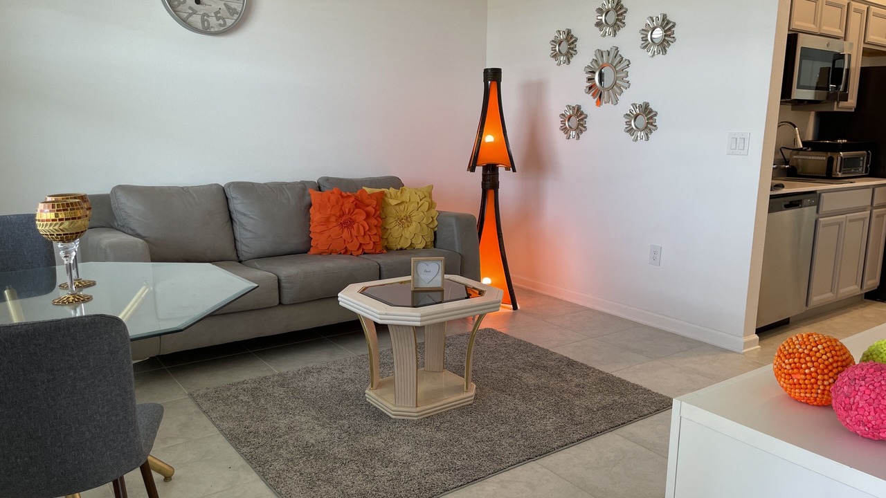 Photo of Livingroom in Haines City