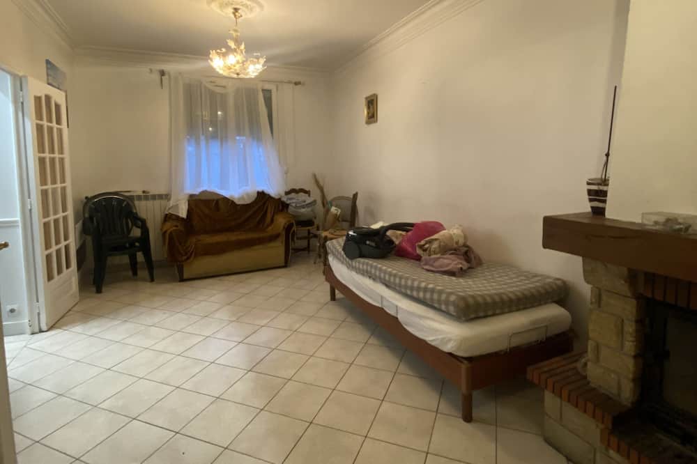 Photo of Bedroom in Arnouville