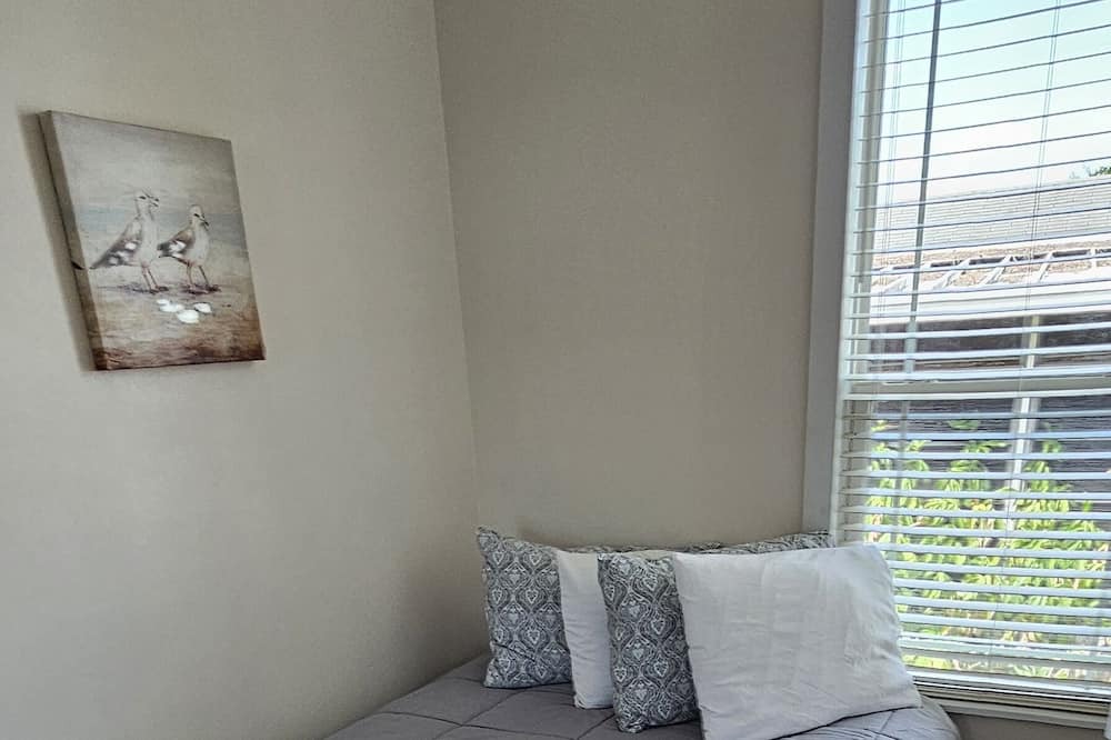 Photo of Bedroom in Mill Run