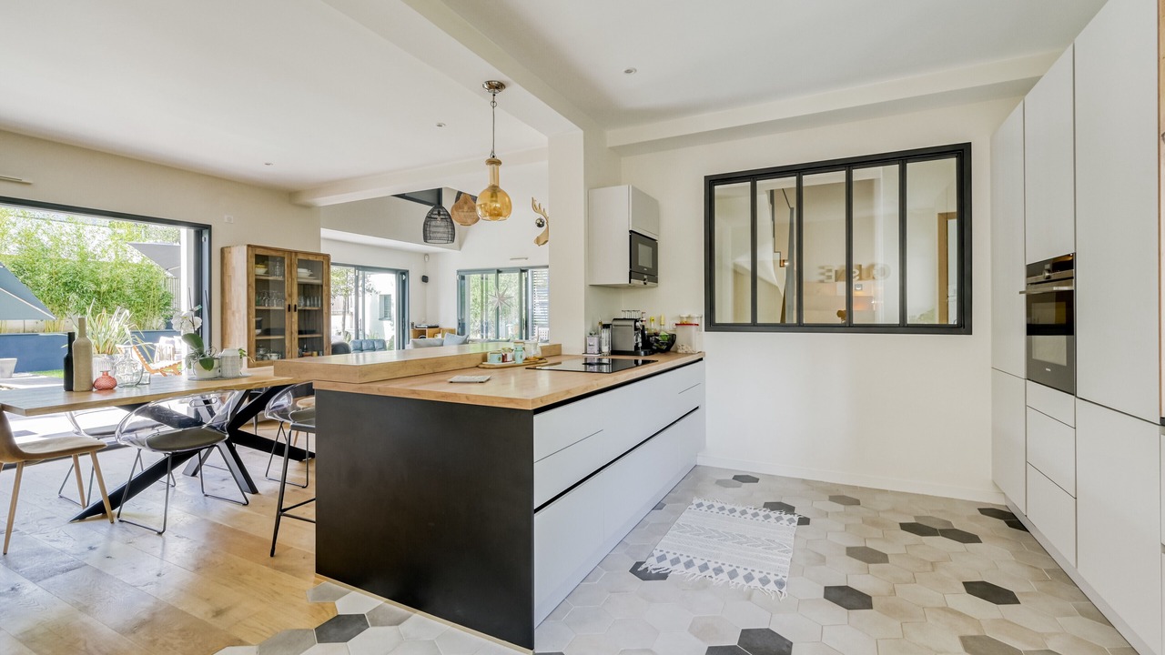 Photo of Kitchen in Rueil-Malmaison