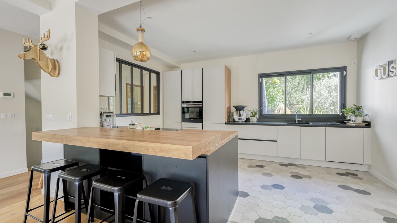 Photo of Kitchen in Rueil-Malmaison
