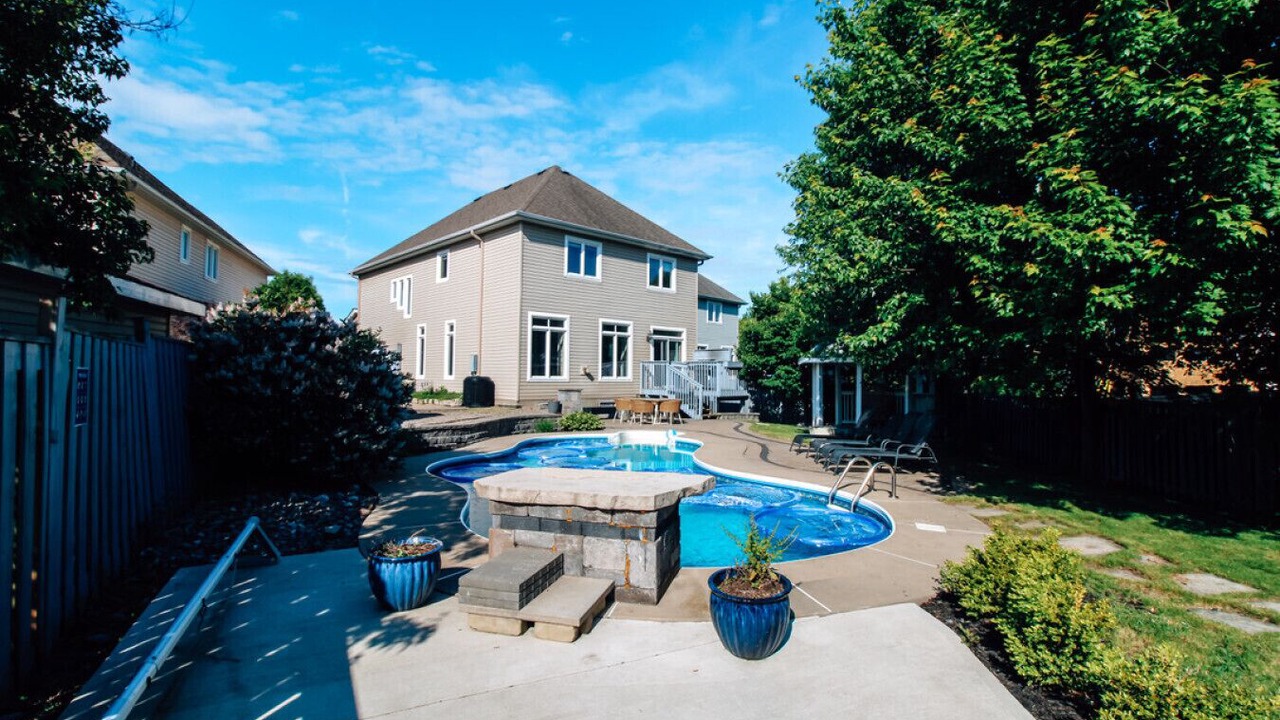 Photo of Outdoor in Kingston
