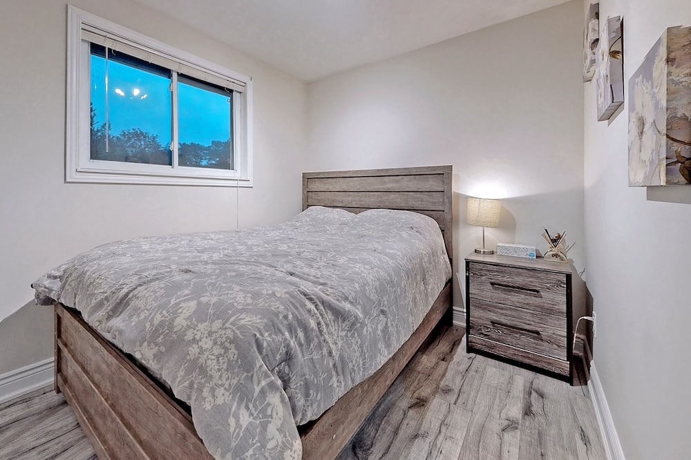 Photo of Bedroom in Aurora