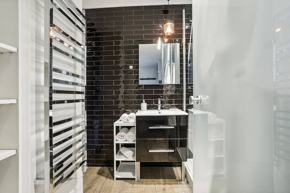 Photo of Bathroom in Faubourg Saint-Germain
