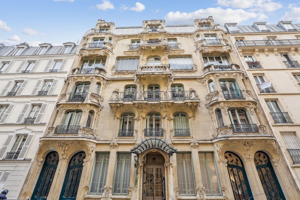 Photo of Others in Faubourg Saint-Germain