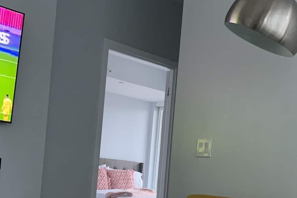 Photo of Livingroom in Humber Bay