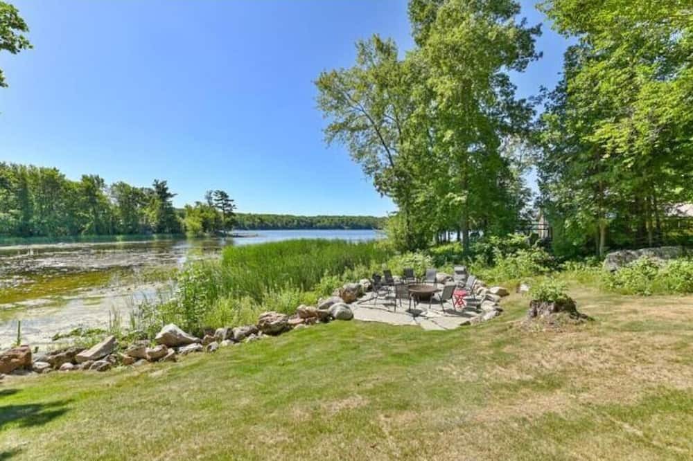 Photo of Outdoor in Centre Hastings