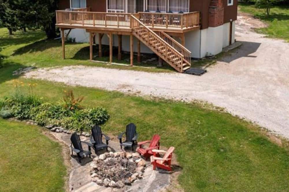Photo of Outdoor in Utterson