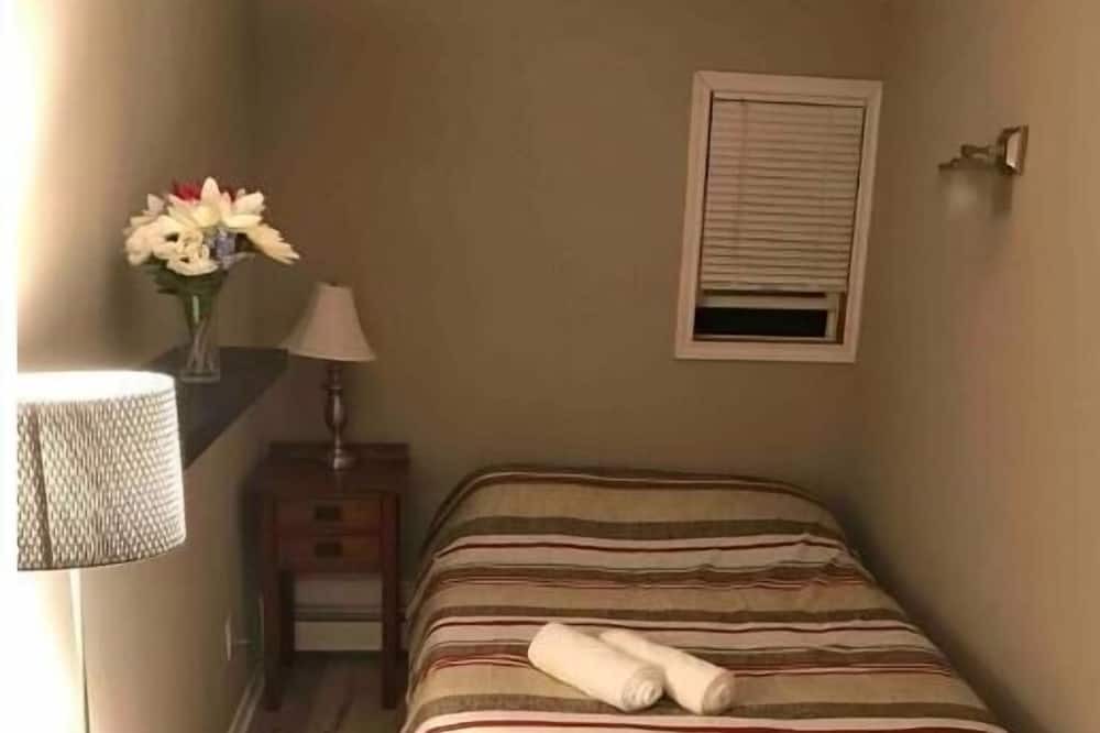 Photo of Bedroom in Elora