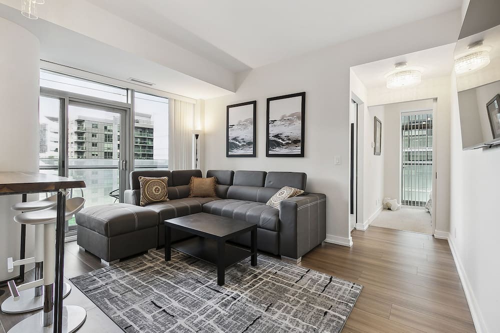 Photo of Livingroom in Central Waterfront