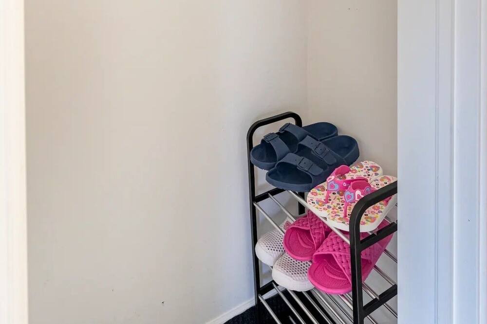 Photo of Bedroom in Lakeview